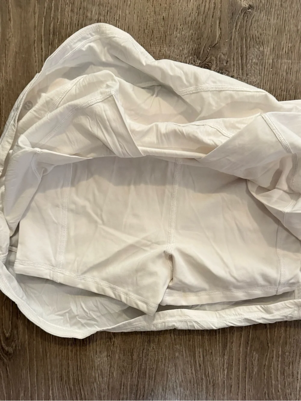 lululemon athletica lightweight four